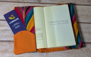 Housse de livre ajustable en coton avec élastique de fermeture