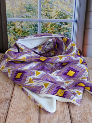 Chèche femme artisanal violet doré en wax et polaire
