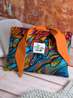 Pochette à livre colorée cousue main en Bretagne