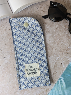Étui à lunettes en coton bleu cousu main en Bretagne